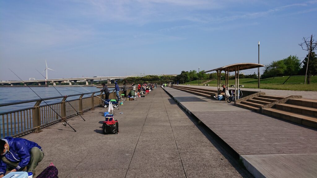 東扇島西公園　釣り場