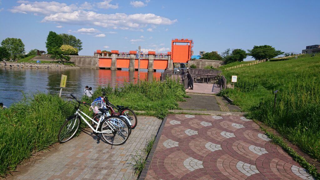 旧岩淵水門の桟橋出口