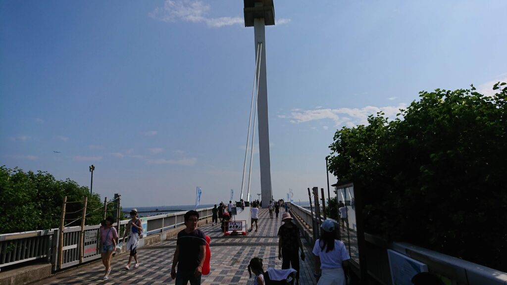 葛西海浜公園の渚橋入口