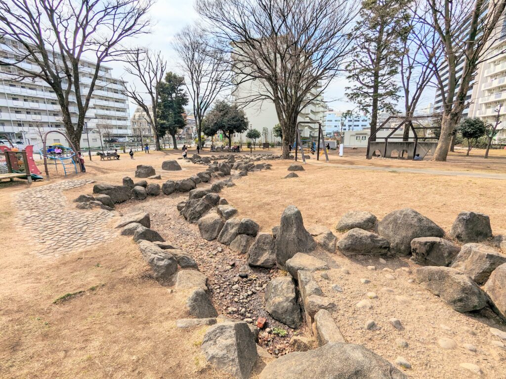 北運動公園の川