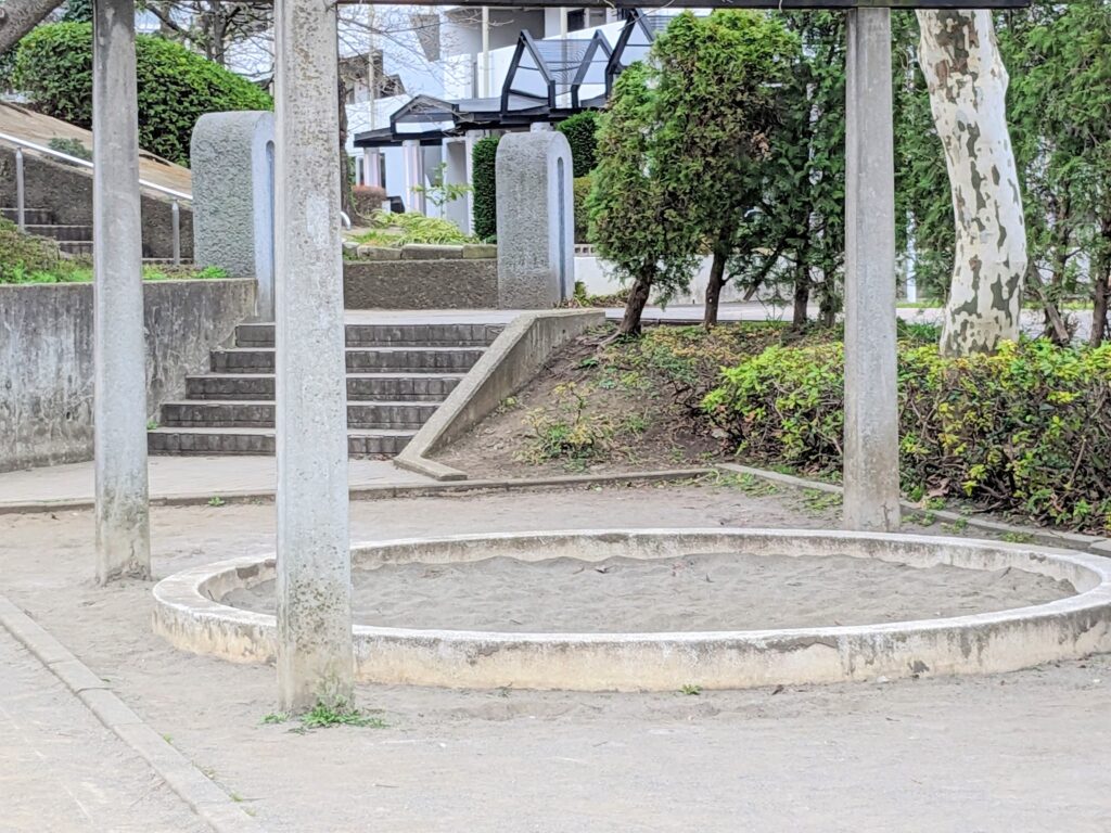 北区立宮堀児童遊園の砂場