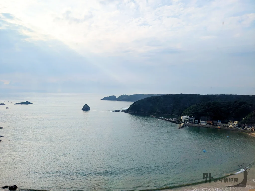 早朝の砂浜
